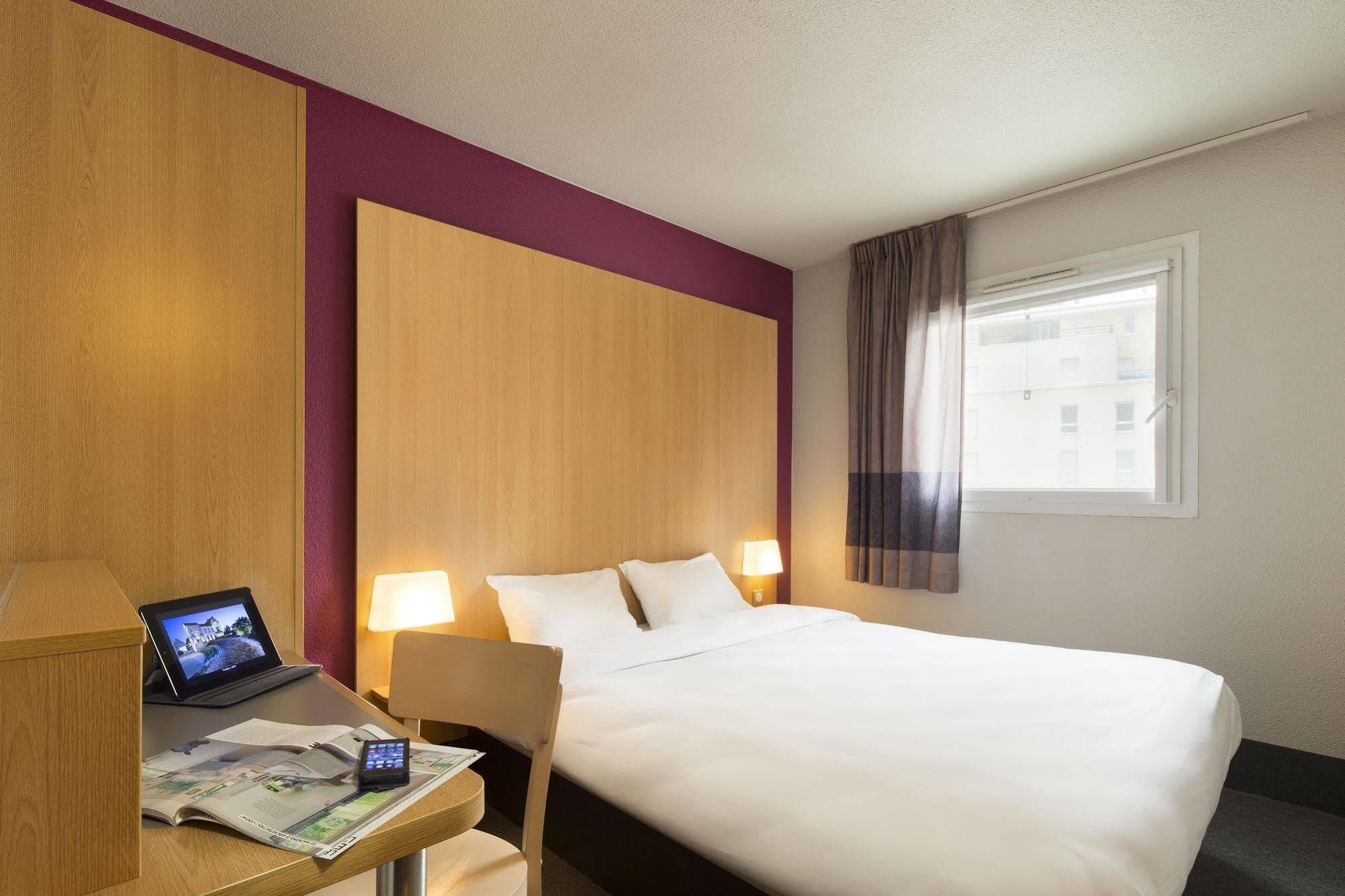 B&B Hotel Lyon Eurexpo シャシウ エクステリア 写真