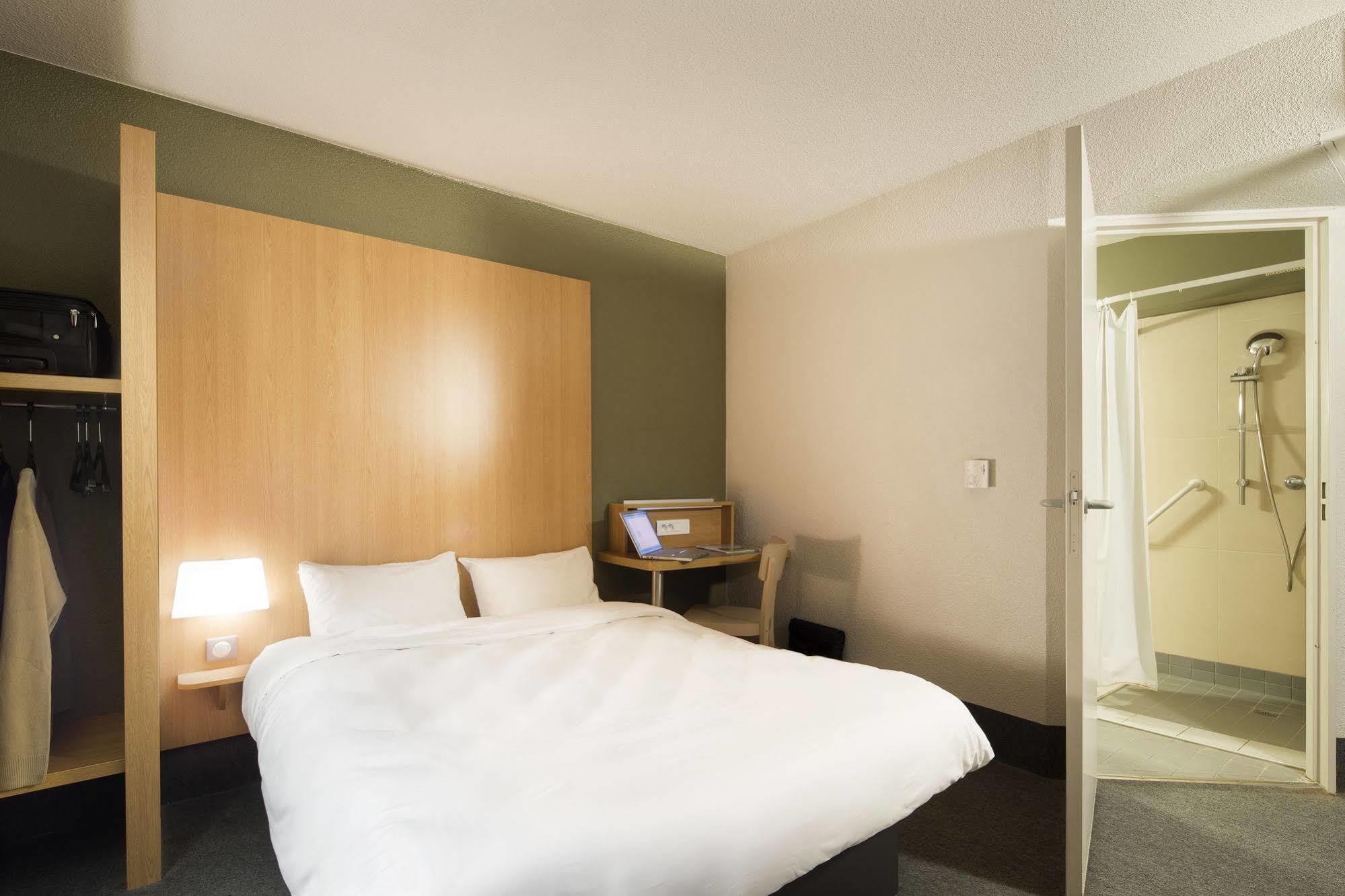 B&B Hotel Lyon Eurexpo シャシウ エクステリア 写真